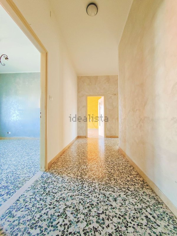 appartamento in vendita a Reggio nell'Emilia in zona Città Storica