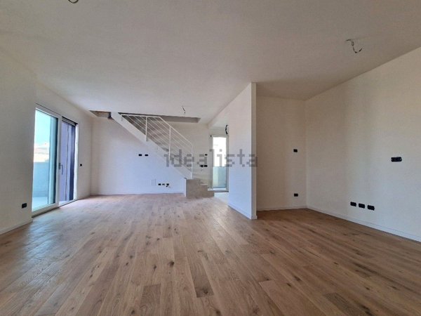 appartamento in vendita a Reggio nell'Emilia in zona Città Storica