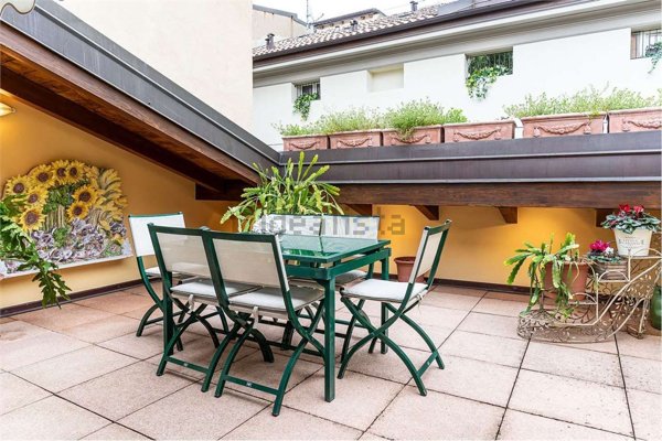 appartamento in vendita a Reggio nell'Emilia in zona Città Storica