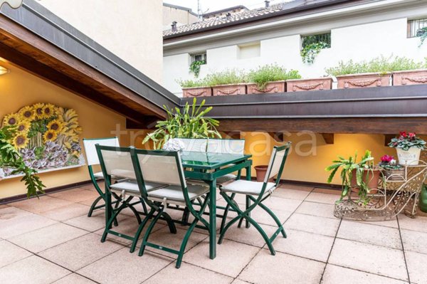 appartamento in vendita a Reggio nell'Emilia in zona Città Storica