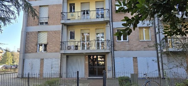 appartamento a Reggio nell'Emilia in zona San Pellegrino / Villa Canali