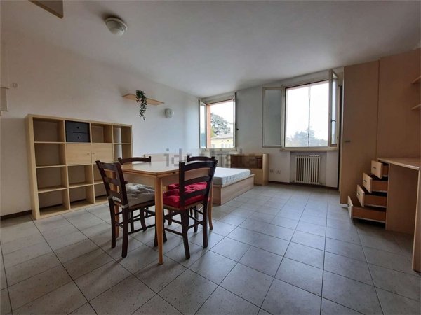 appartamento in vendita a Reggio nell'Emilia in zona Città Storica