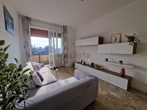 appartamento in vendita a Reggio nell'Emilia in zona Città Storica