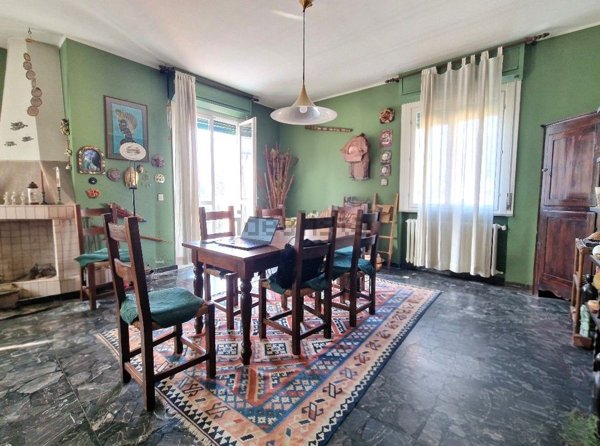 appartamento in vendita a Reggio nell'Emilia in zona Rosta Nuova