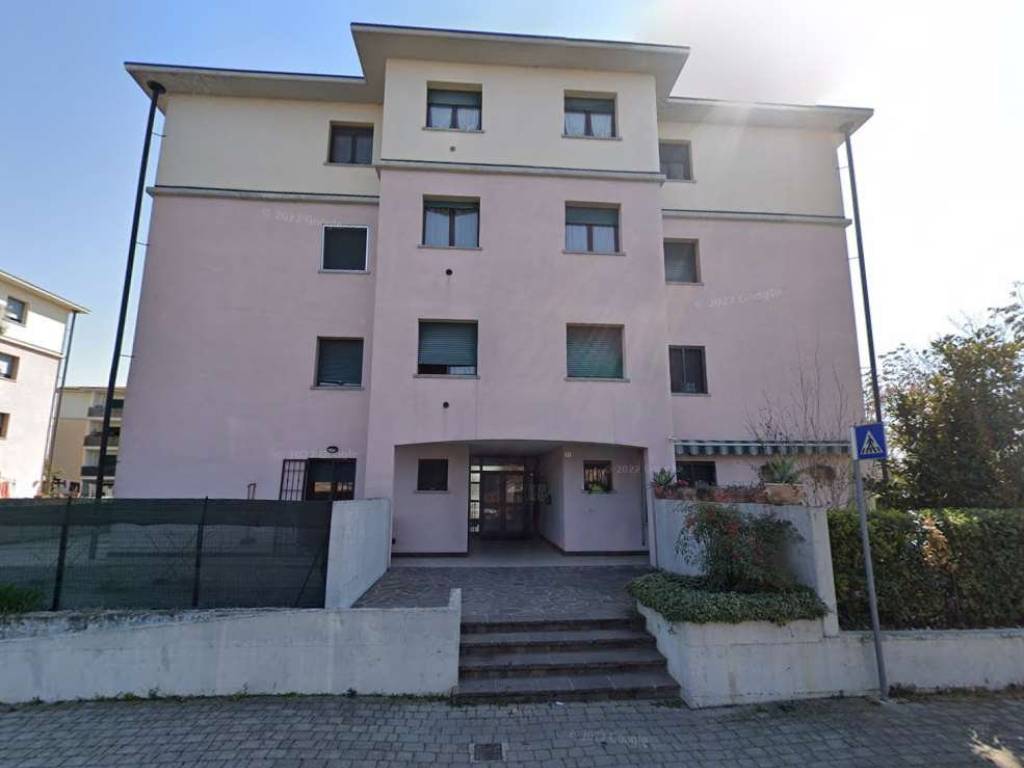 appartamento in vendita a Reggio nell'Emilia in zona Santa Croce