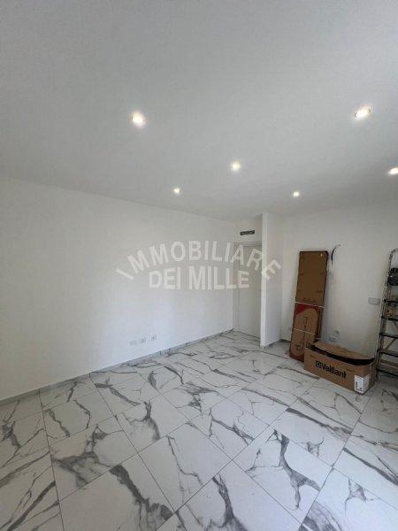 appartamento in vendita a Reggio nell'Emilia in zona Città Storica