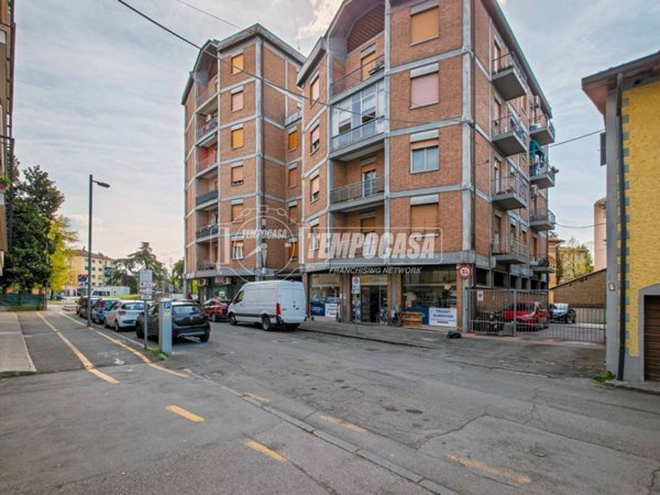 appartamento in vendita a Reggio nell'Emilia in zona Città Storica