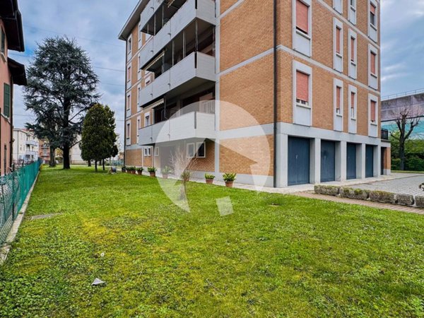 appartamento in vendita a Reggio nell'Emilia in zona San Prospero Strinati