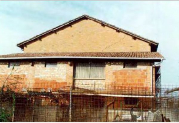 casale in vendita a Reggio nell'Emilia in zona Tribunale