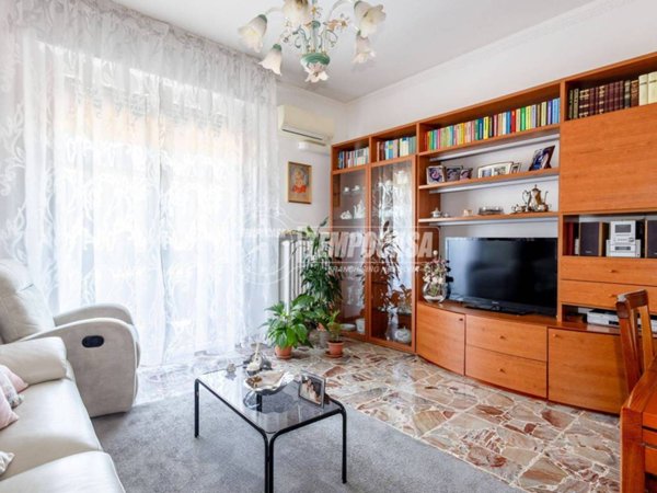 appartamento in vendita a Reggio nell'Emilia in zona Pieve Modolena