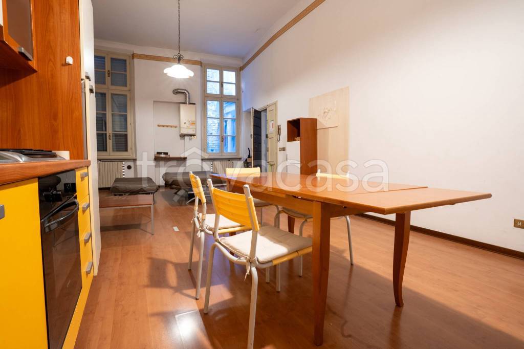 appartamento in vendita a Reggio nell'Emilia in zona Città Storica