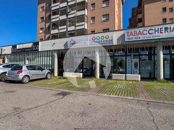 negozio in vendita a Reggio nell'Emilia