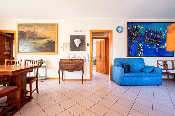 appartamento in vendita a Reggio nell'Emilia in zona Città Storica