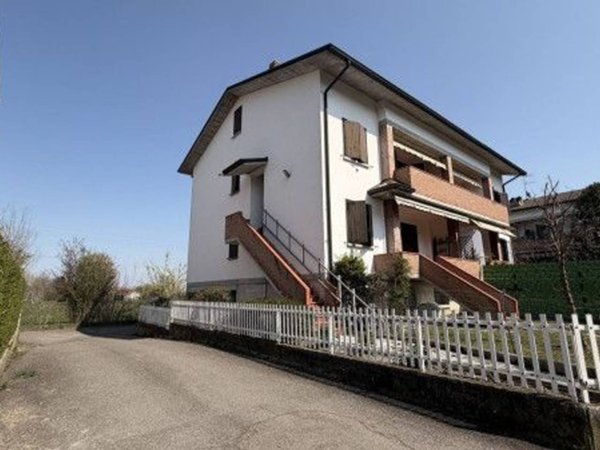 appartamento in vendita a Reggio nell'Emilia in zona Città Storica