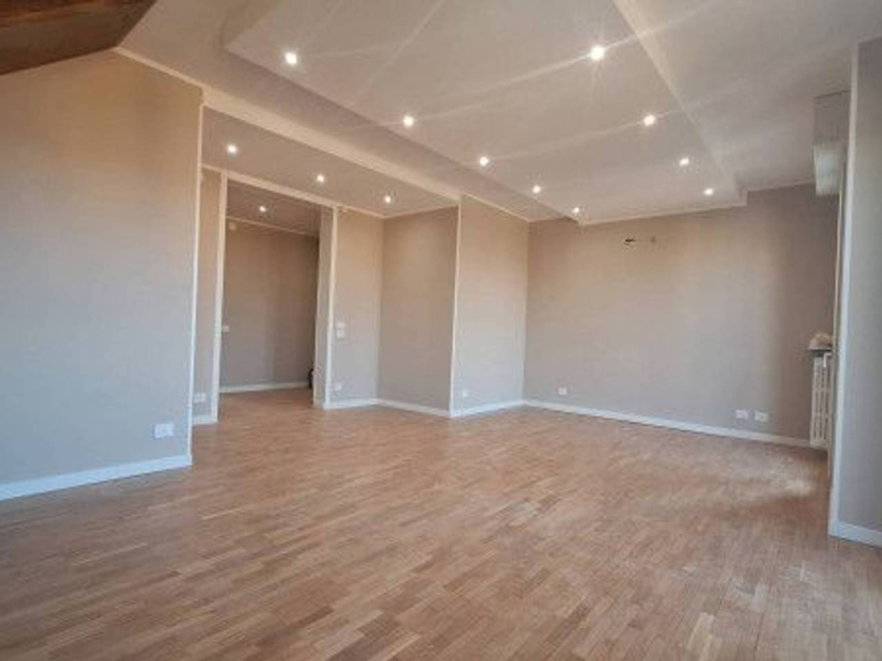 appartamento in vendita a Reggio nell'Emilia in zona Città Storica