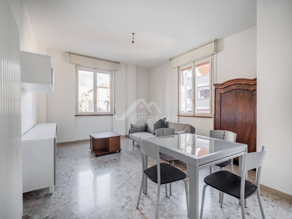 appartamento in vendita a Reggio nell'Emilia in zona Città Storica