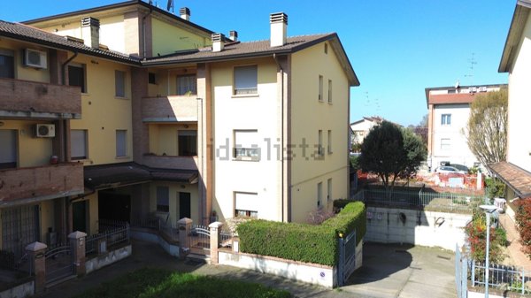appartamento in vendita a Reggio nell'Emilia in zona Cella