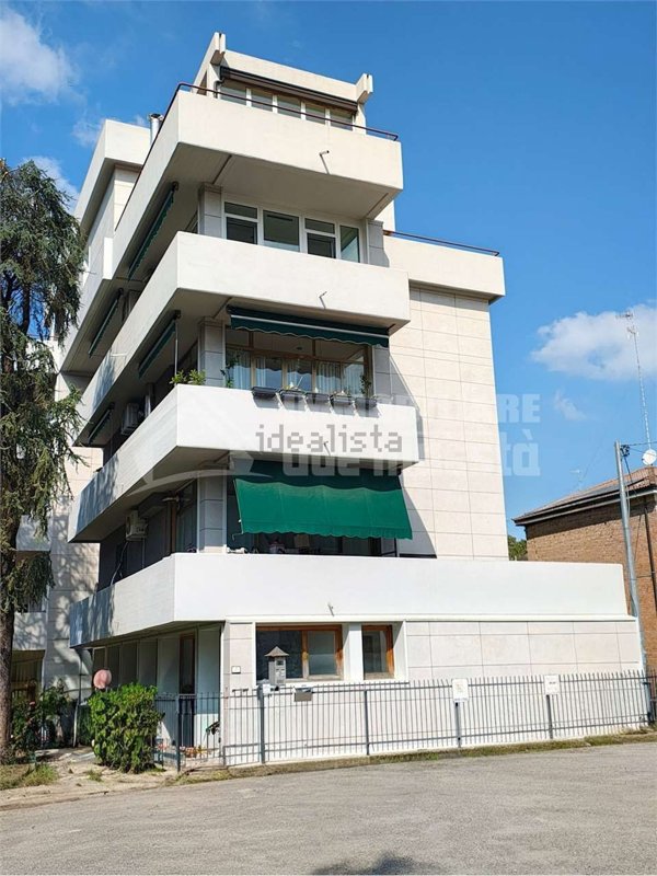 appartamento in vendita a Reggio nell'Emilia in zona Città Storica