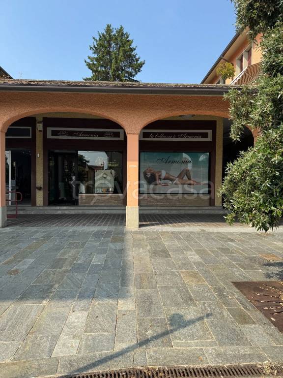 negozio in vendita a Reggio nell'Emilia in zona San Maurizio