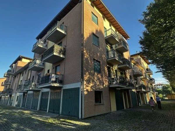 appartamento in vendita a Reggio nell'Emilia in zona Città Storica
