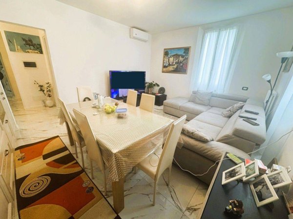 appartamento in vendita a Reggio nell'Emilia in zona Città Storica