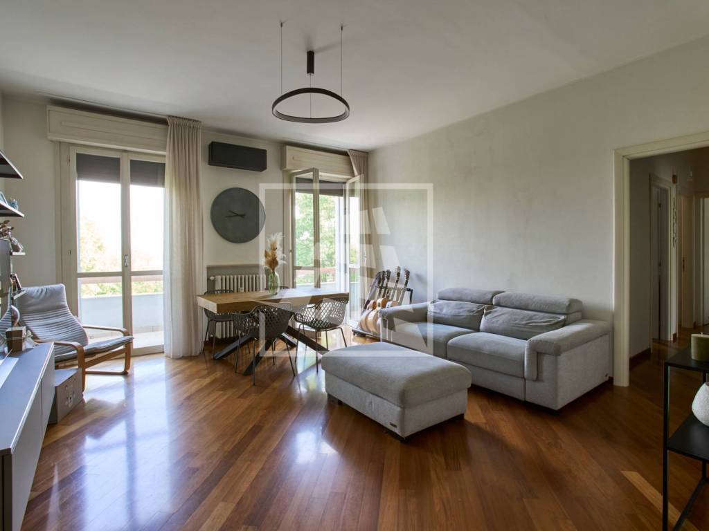 appartamento in vendita a Reggio nell'Emilia in zona Città Storica