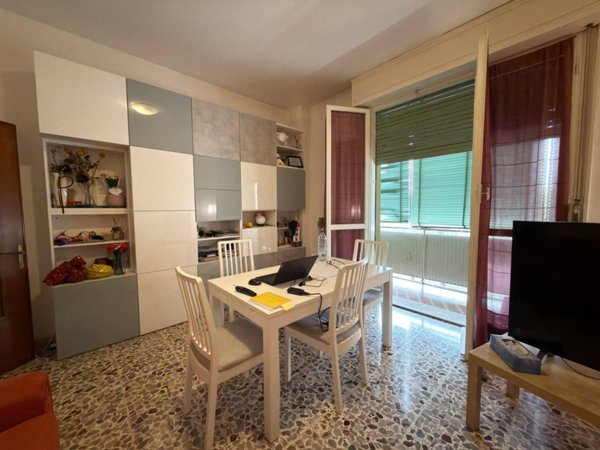 appartamento in vendita a Reggio nell'Emilia in zona Ospizio