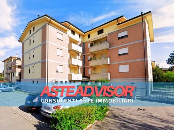 appartamento in vendita a Reggio nell'Emilia in zona Sesso