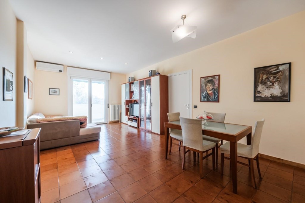 appartamento in vendita a Reggio nell'Emilia in zona Ospizio