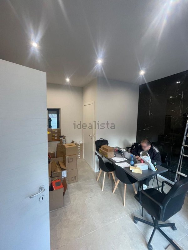 ufficio in vendita a Reggio nell'Emilia in zona Rosta Nuova