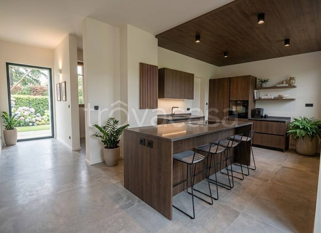 casa indipendente in vendita a Reggio nell'Emilia in zona Città Storica