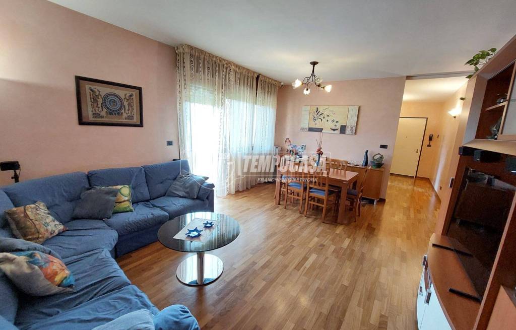 appartamento in vendita a Reggio nell'Emilia in zona Roncocesi