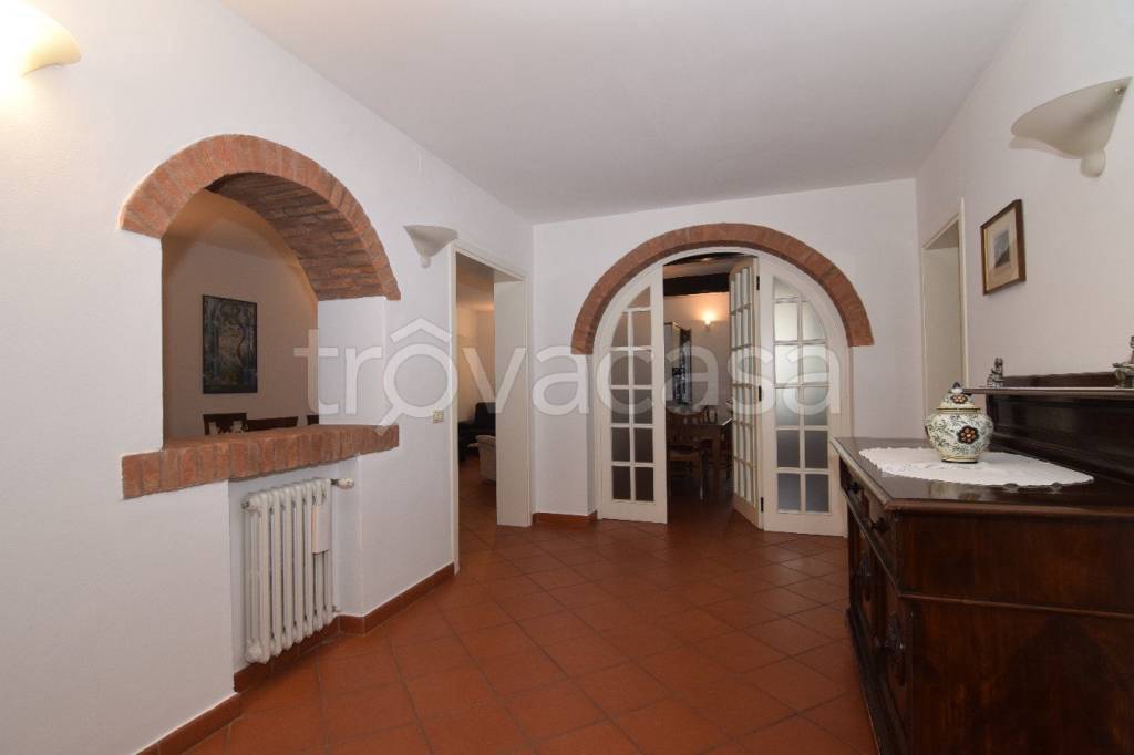 appartamento in vendita a Reggio nell'Emilia in zona Città Storica