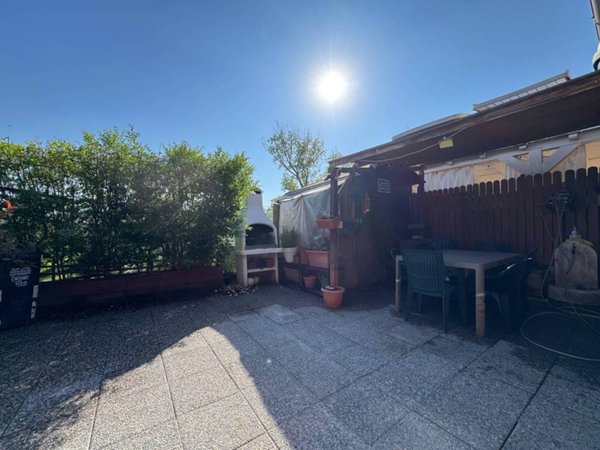 casa indipendente in vendita a Reggio nell'Emilia