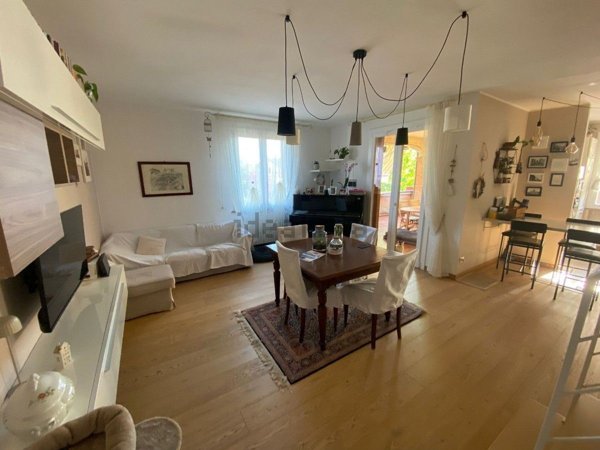 appartamento in vendita a Reggio nell'Emilia in zona Fogliano