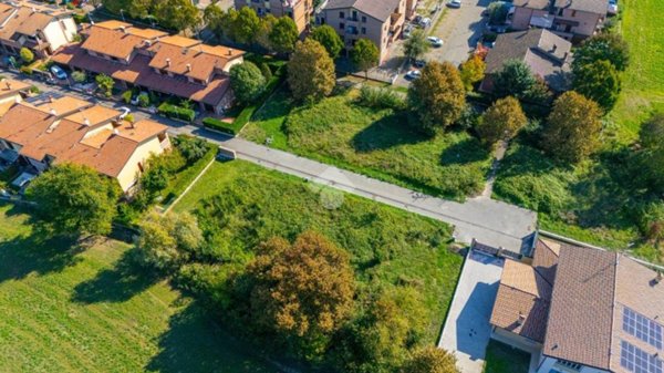 terreno agricolo in vendita a Reggio nell'Emilia in zona Pieve Modolena