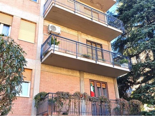 appartamento in vendita a Reggio nell'Emilia in zona Città Storica