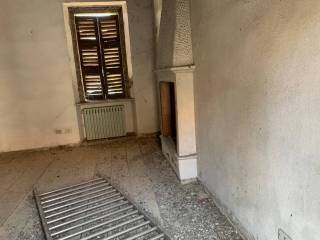 intera palazzina in vendita a Reggio nell'Emilia in zona Città Storica