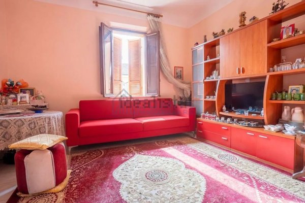 appartamento in vendita a Reggio nell'Emilia in zona Mirabello