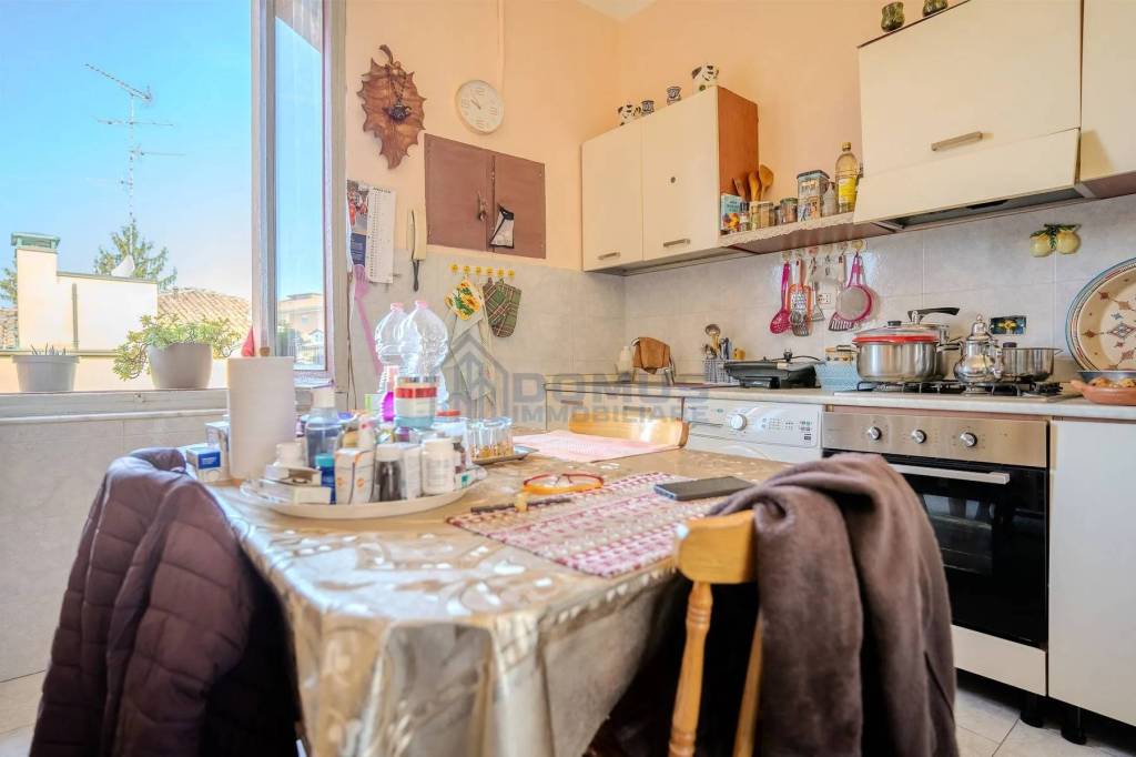 appartamento in vendita a Reggio nell'Emilia in zona Mirabello
