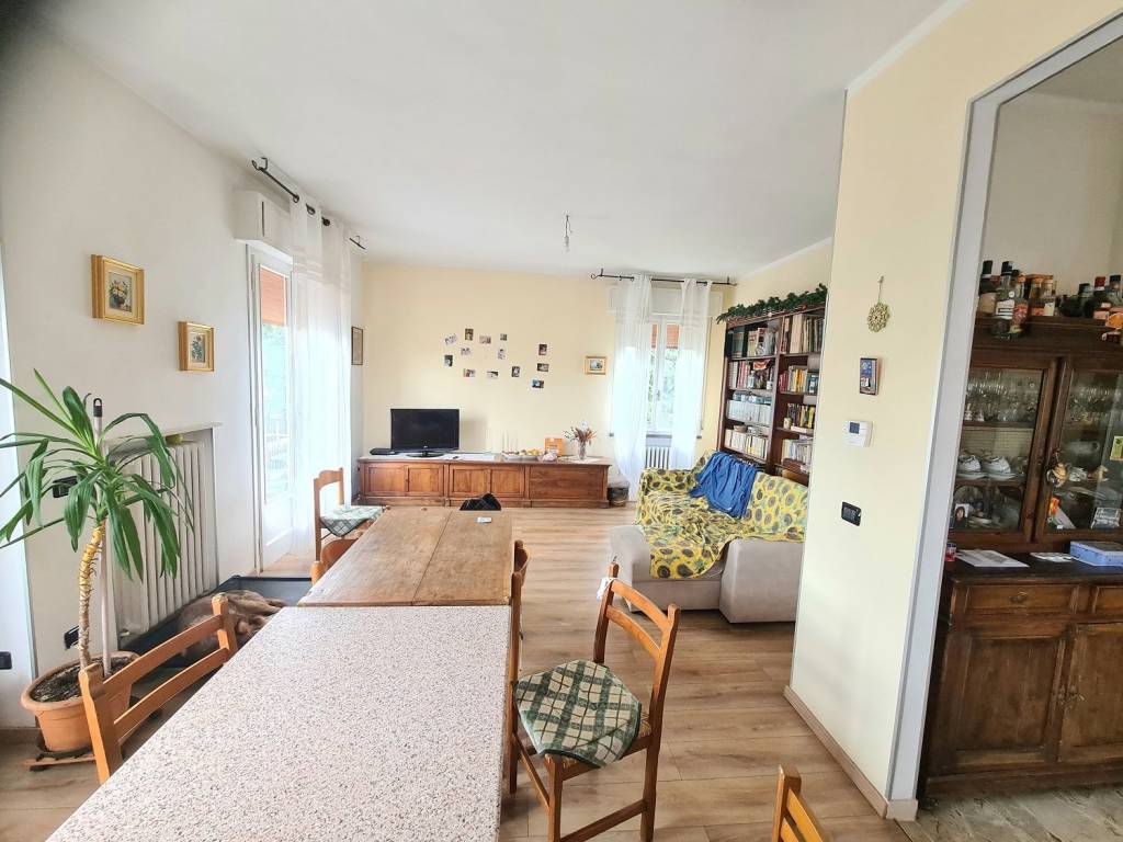 appartamento in vendita a Reggio nell'Emilia in zona Pieve Modolena