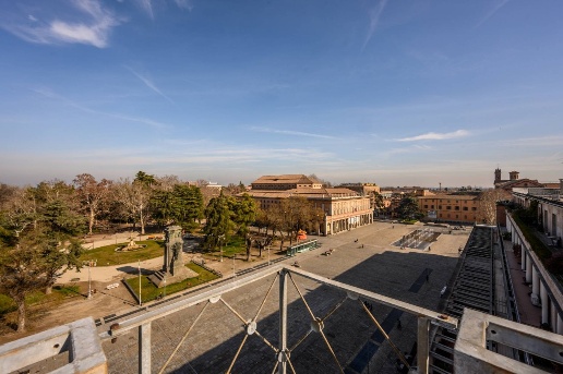 appartamento in vendita a Reggio nell'Emilia in zona Città Storica