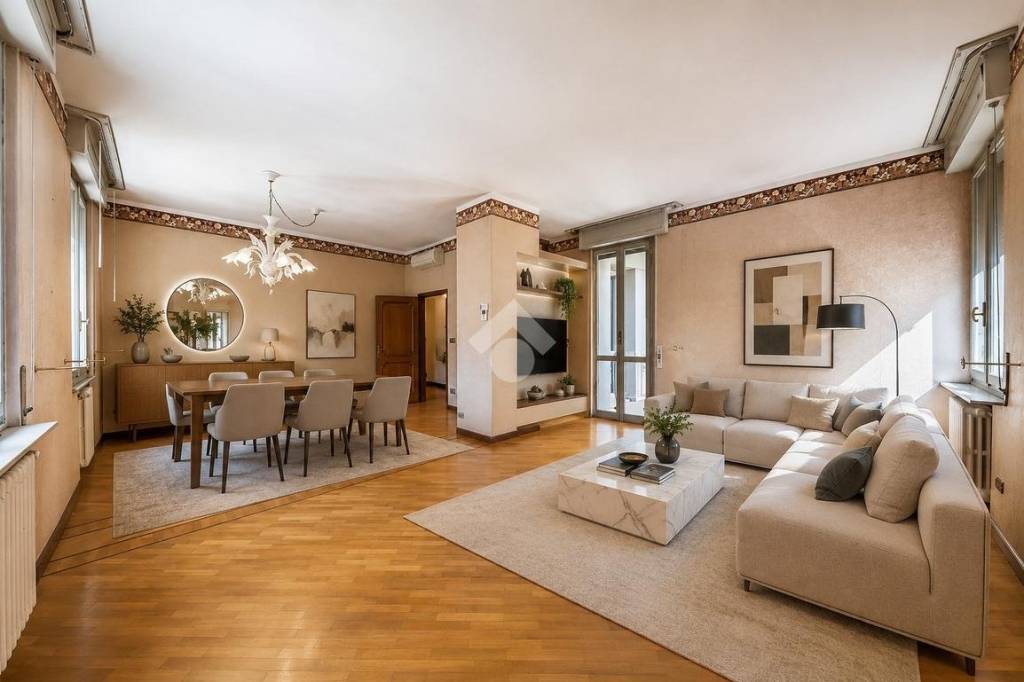 appartamento in vendita a Reggio nell'Emilia in zona Mirabello