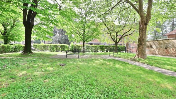 appartamento in vendita a Reggio nell'Emilia in zona Città Storica