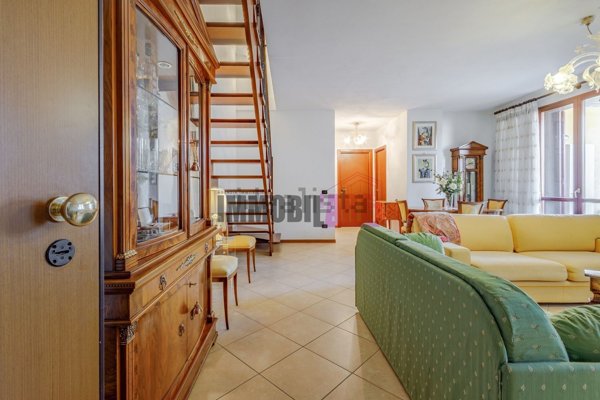 appartamento in vendita a Reggio nell'Emilia in zona Rivalta