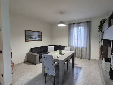 appartamento in vendita a Reggio nell'Emilia in zona Ospizio