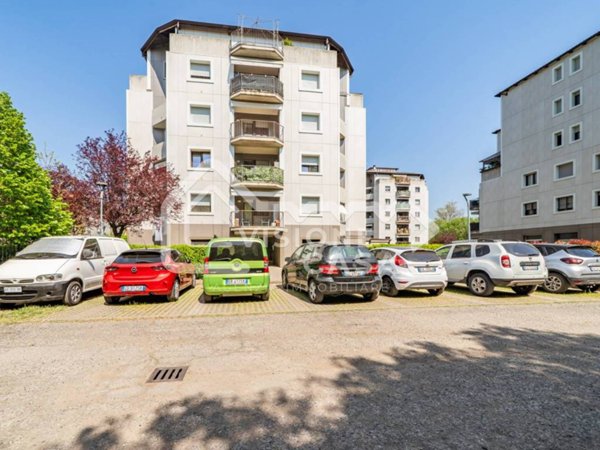 appartamento in vendita a Reggio nell'Emilia in zona Tribunale