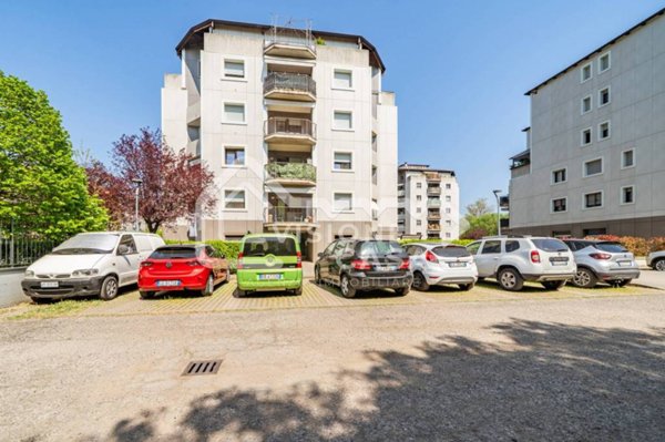 appartamento in vendita a Reggio nell'Emilia in zona Tribunale