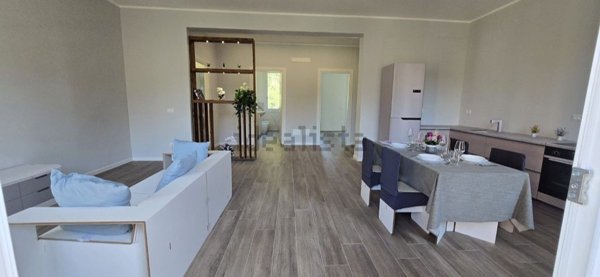 appartamento in vendita a Reggio nell'Emilia in zona Rosta Nuova