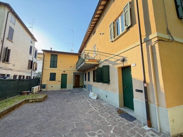 appartamento in vendita a Reggio nell'Emilia in zona Città Storica